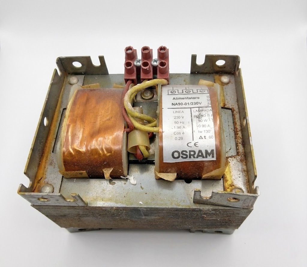 alimentatorereattore-osram-na90-01230v-per-lampada-sodio-bassa-pressione-sox-90w-230v